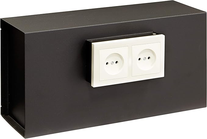 Caja fuerte de pared ARREGUI Socket de 9 litros de capacidad disimulada tras placa de enchufes genéricos